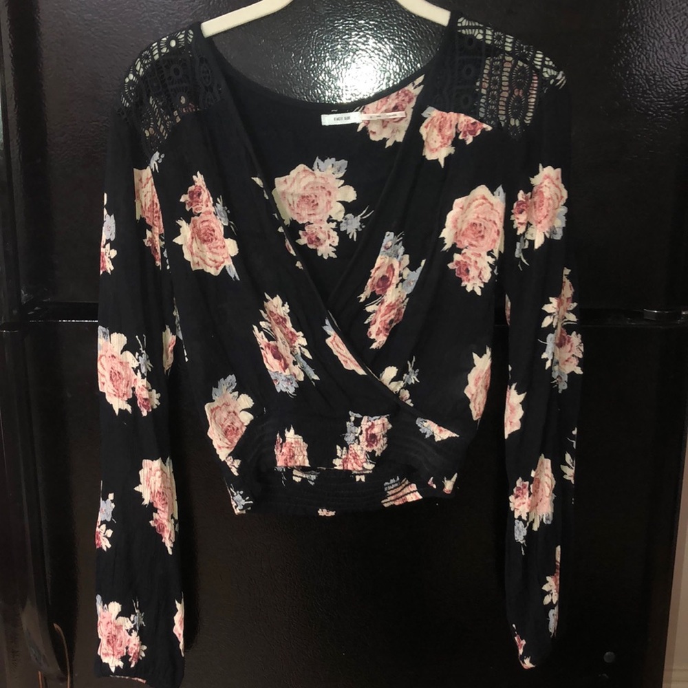 FLORAL CROP LONG SLEEVE